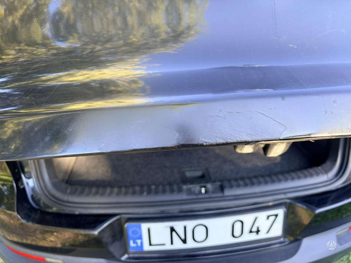 Volkswagen Tiguan 2010 — photo 18
