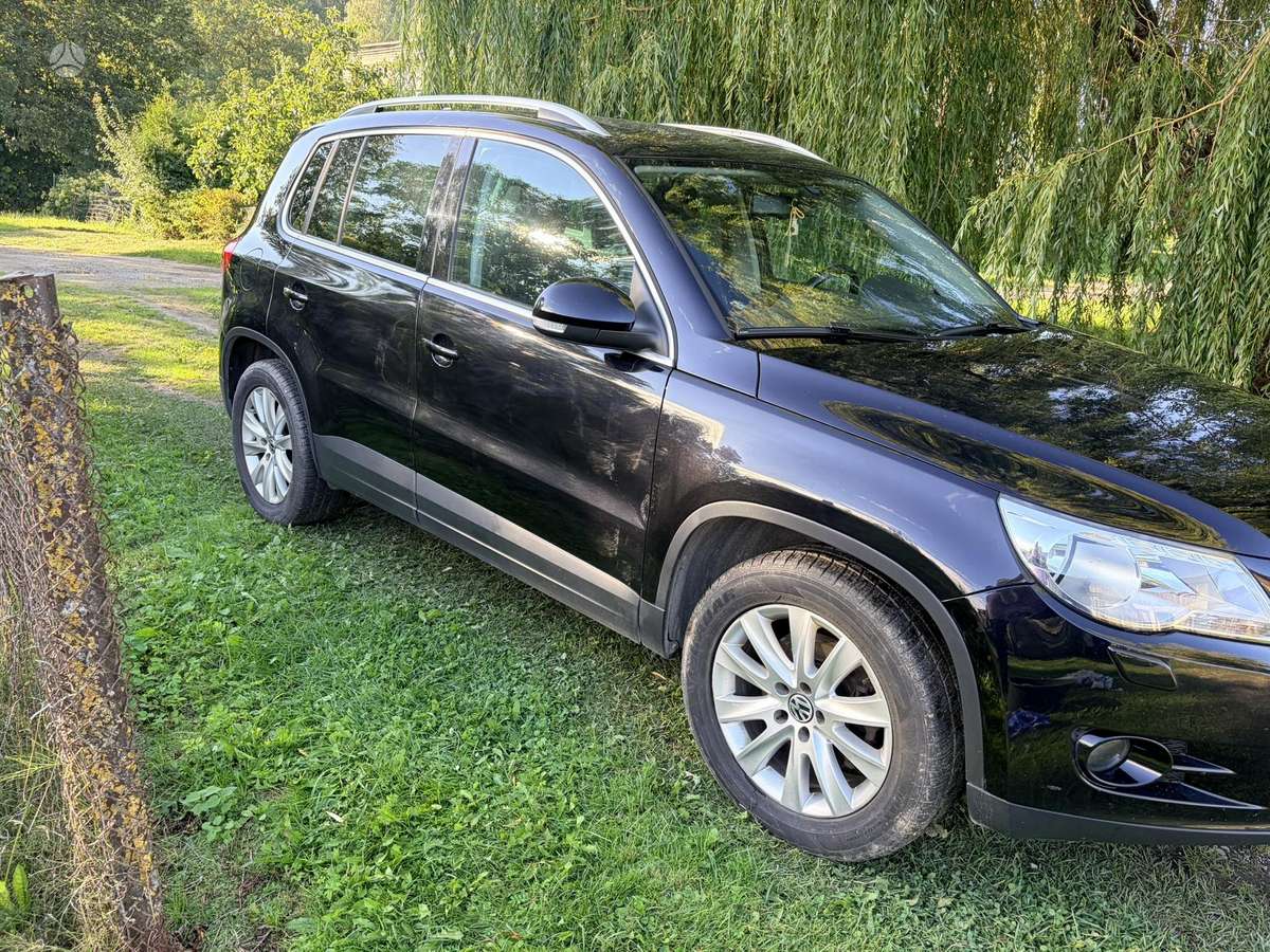 Volkswagen Tiguan 2010 — engine 1968 cm³, 140 HP (103kW)