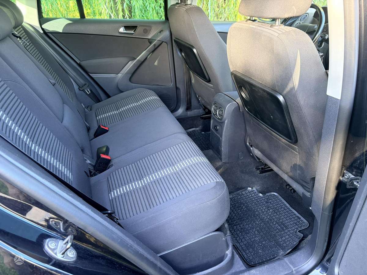 Volkswagen Tiguan 2010 — photo 8