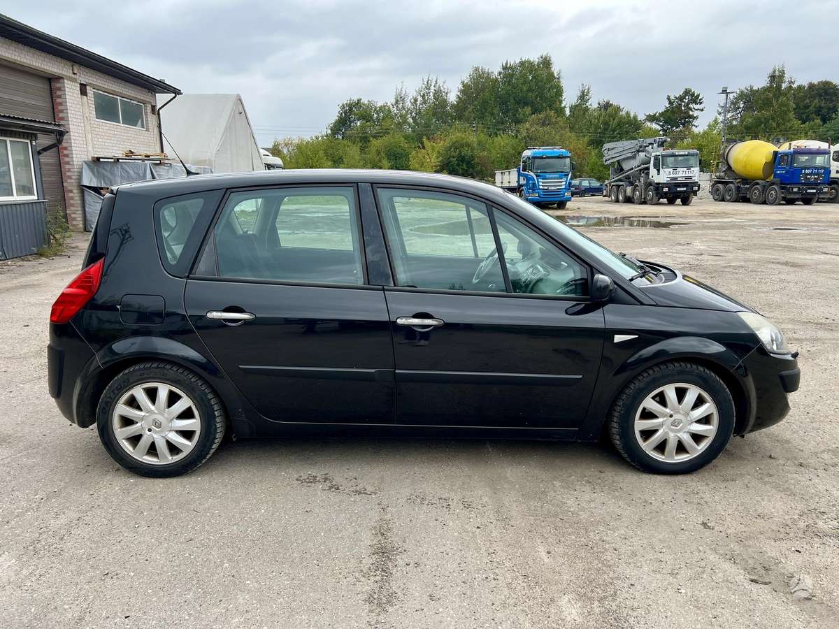 Renault Scenic 2007 — engine 1870 cm³, 131 HP (96kW)