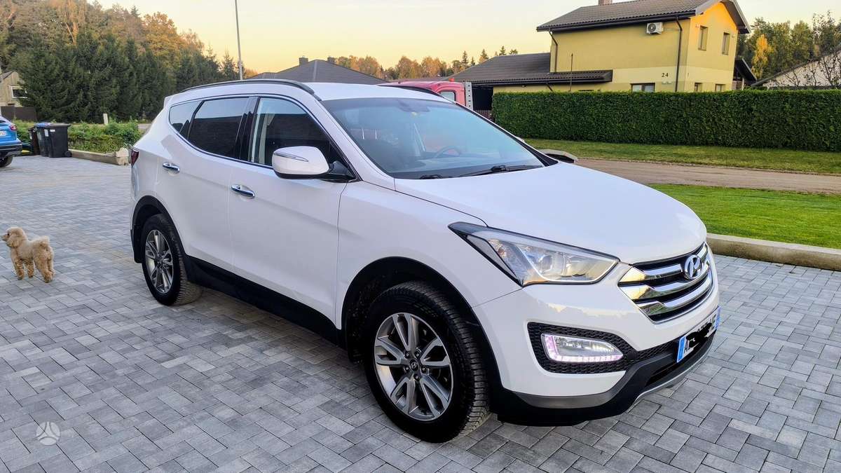 Hyundai Santa 2013 — салон