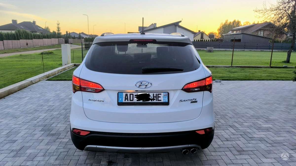 Hyundai Santa 2013 — двигун 1995 cm³, 150 HP (110kW)