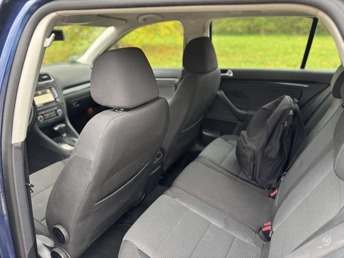 Volkswagen Golf 2011 — photo 10