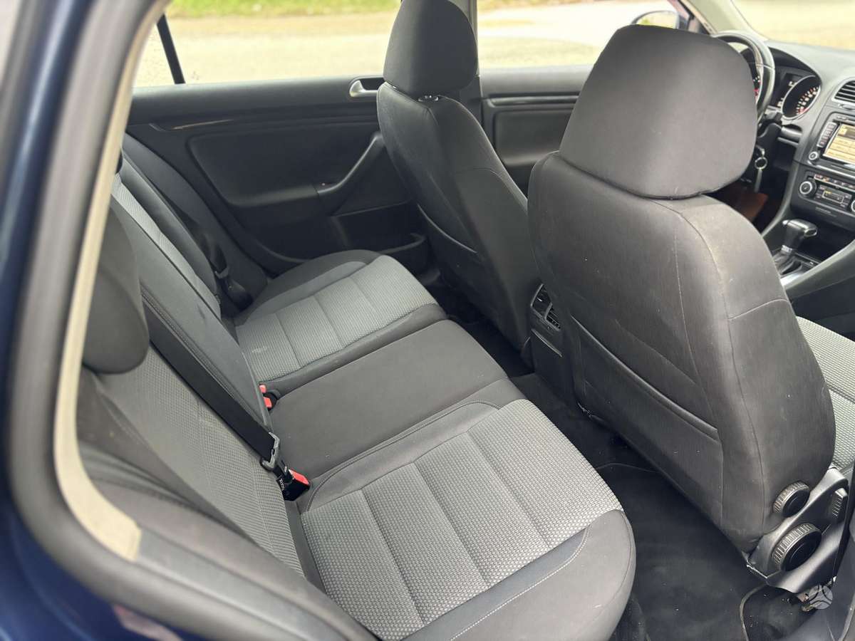 Volkswagen Golf 2011 — photo 8