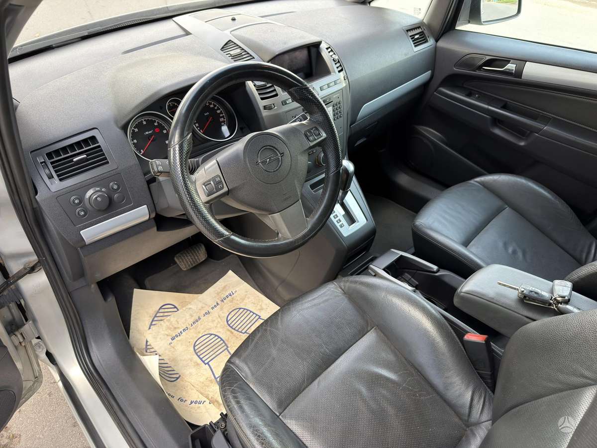 Opel Zafira 2006 — фото 14