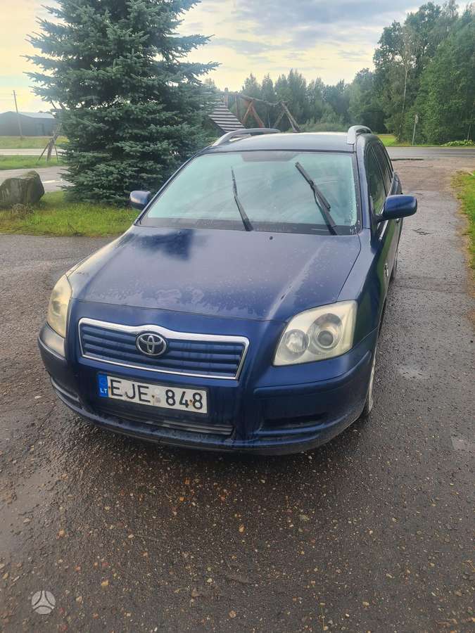 Toyota Avensis, 2004