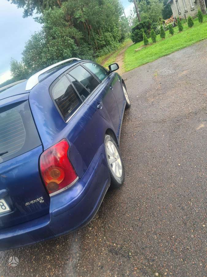 Toyota Avensis 2004 — photo 5