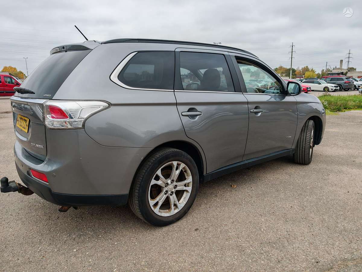 Mitsubishi Outlander 2014 — двигун 2268 cm³, 150 HP (110kW)
