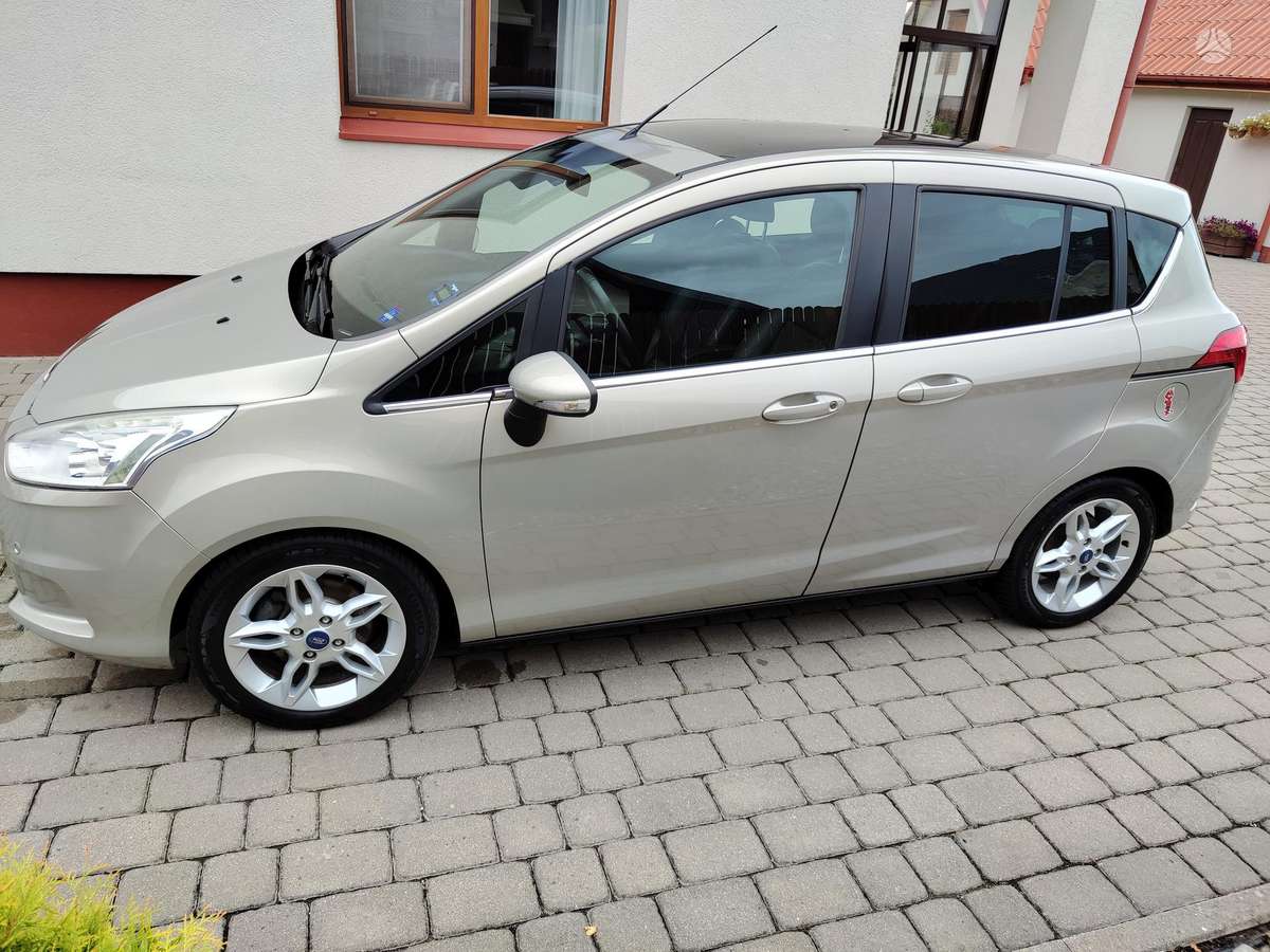 Ford B-MAX 2013 — photo 10