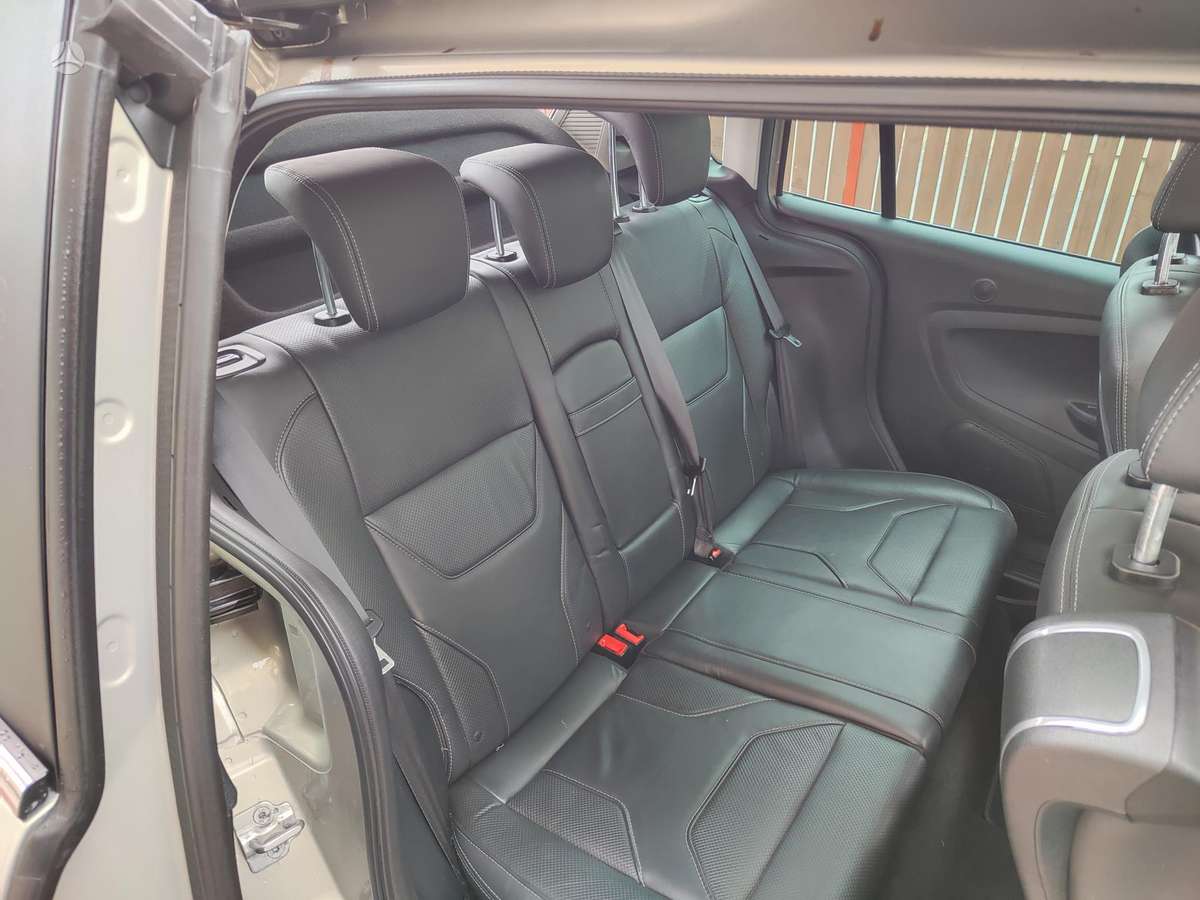 Ford B-MAX 2013 — photo 21