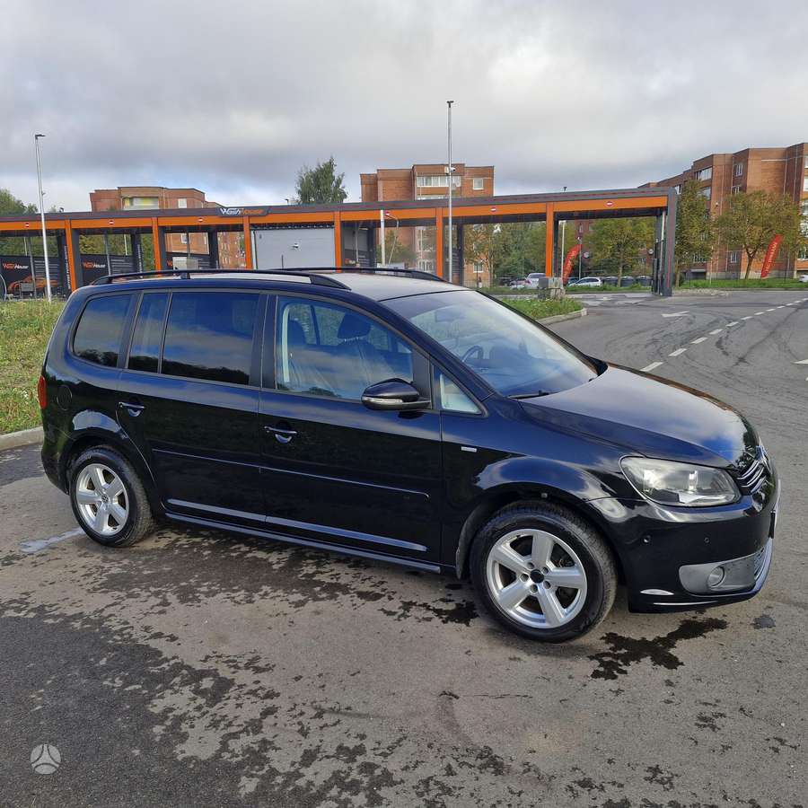 Volkswagen Touran 2012 — photo 5
