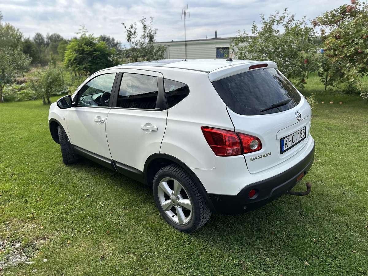 Nissan Qashqai 2008 — engine 1995 cm³, 150 HP (110kW)
