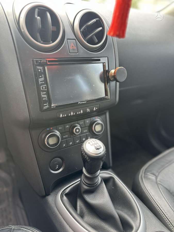 Nissan Qashqai 2008 — photo 8