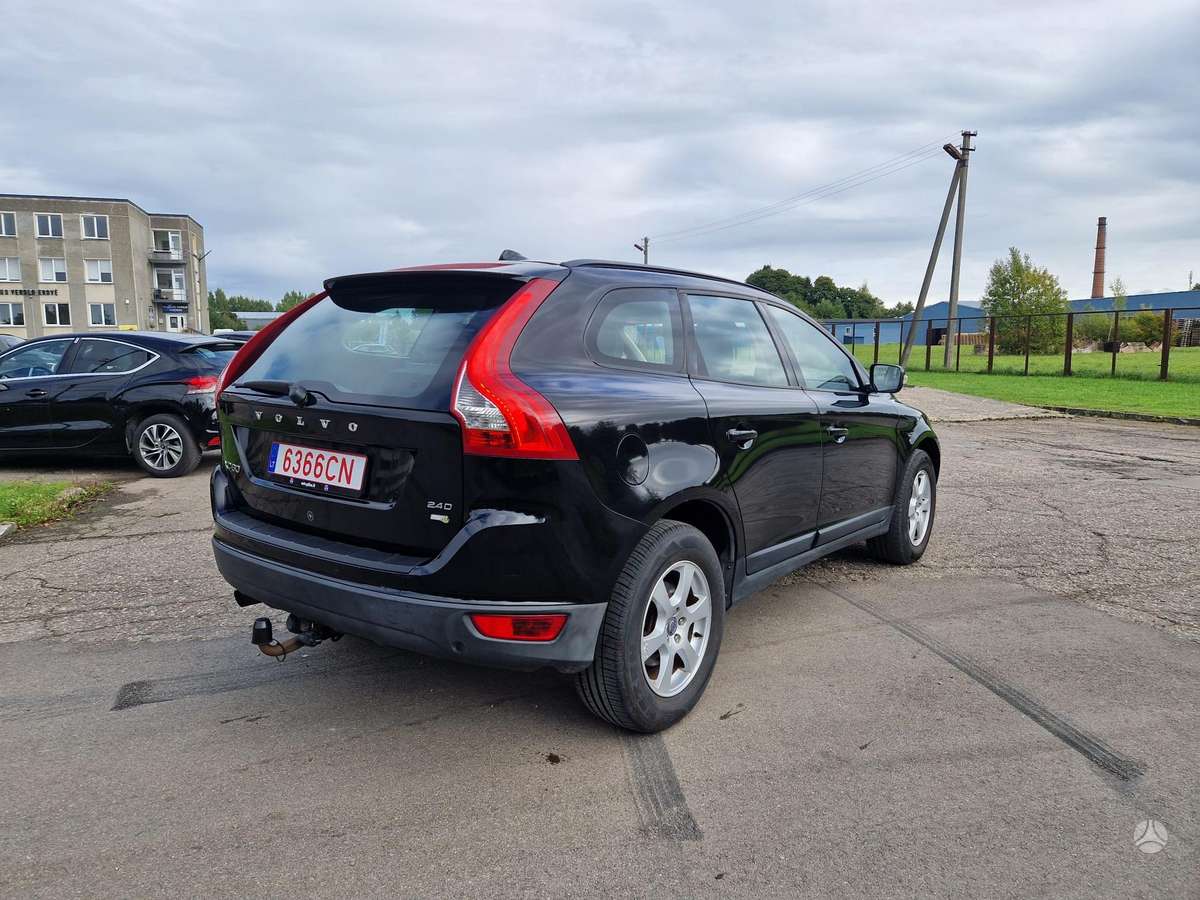 Volvo XC60 2011 — photo 5