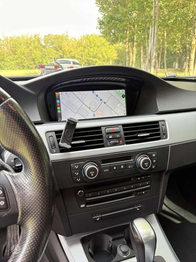 BMW 325 2008 — photo 9