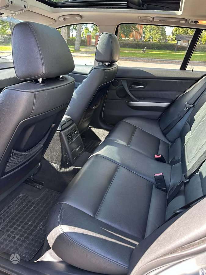 BMW 330 2006 — photo 9