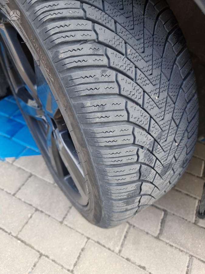 Volkswagen Passat 2012 — photo 11