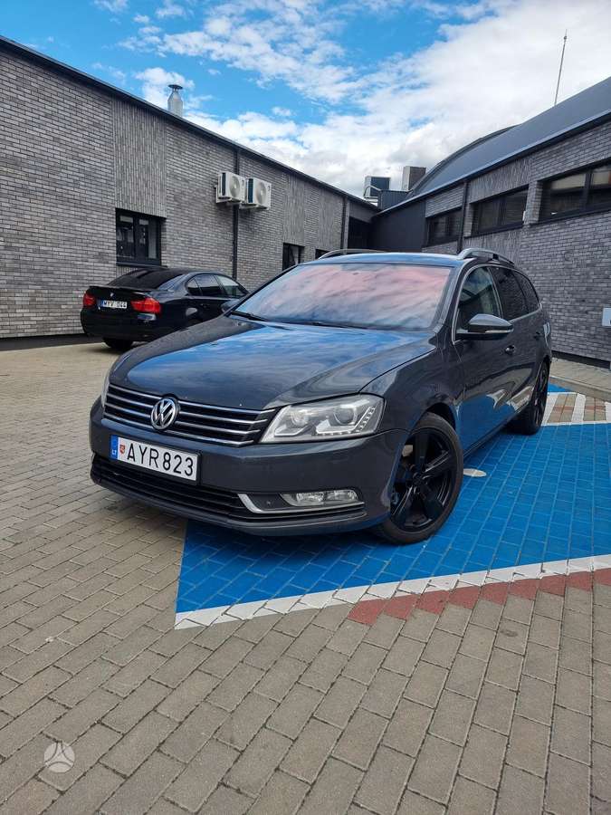 Volkswagen Passat 2012 — photo 13