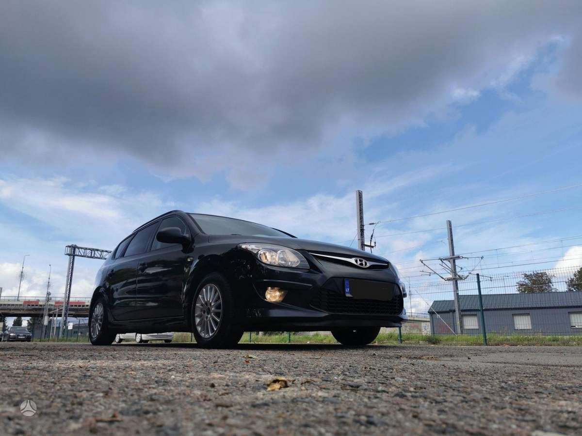 Hyundai i30, 2011