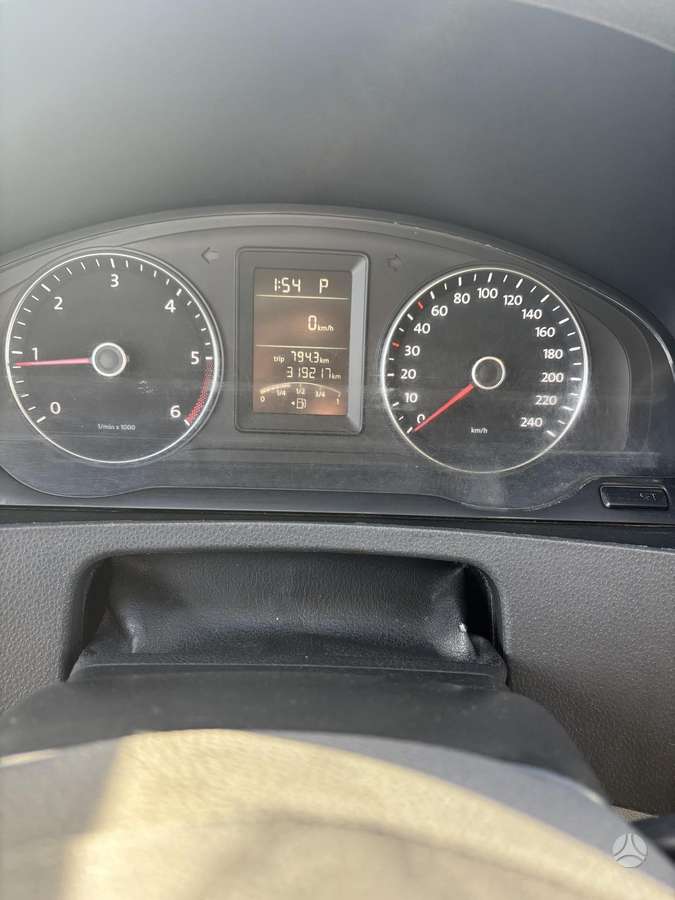 Volkswagen Transporter 2013 — photo 5