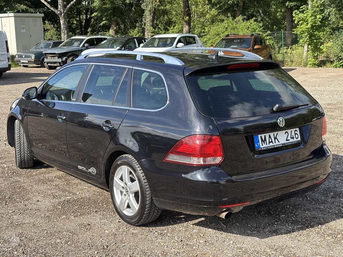 Volkswagen Golf 2012 — engine 1197 cm³, 105 HP (77kW)