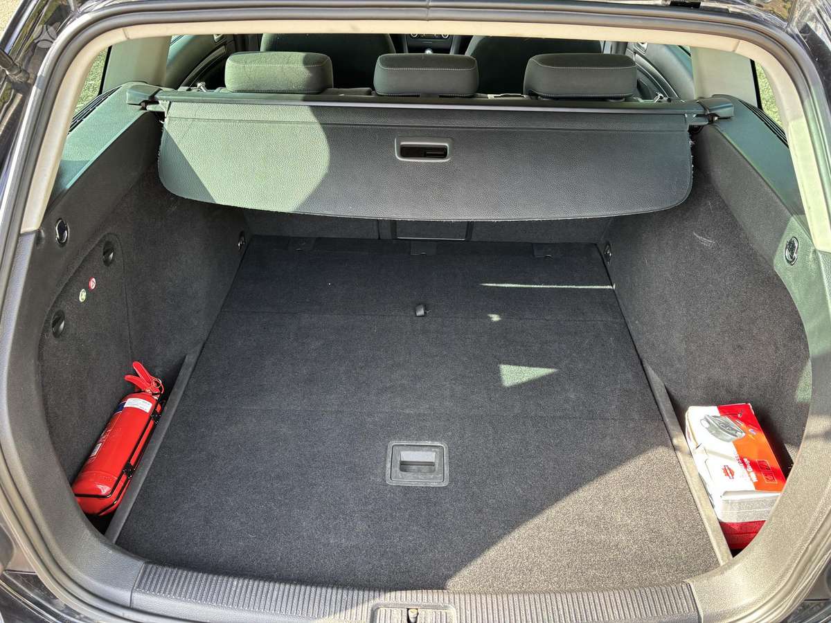 Volkswagen Golf 2012 — photo 5