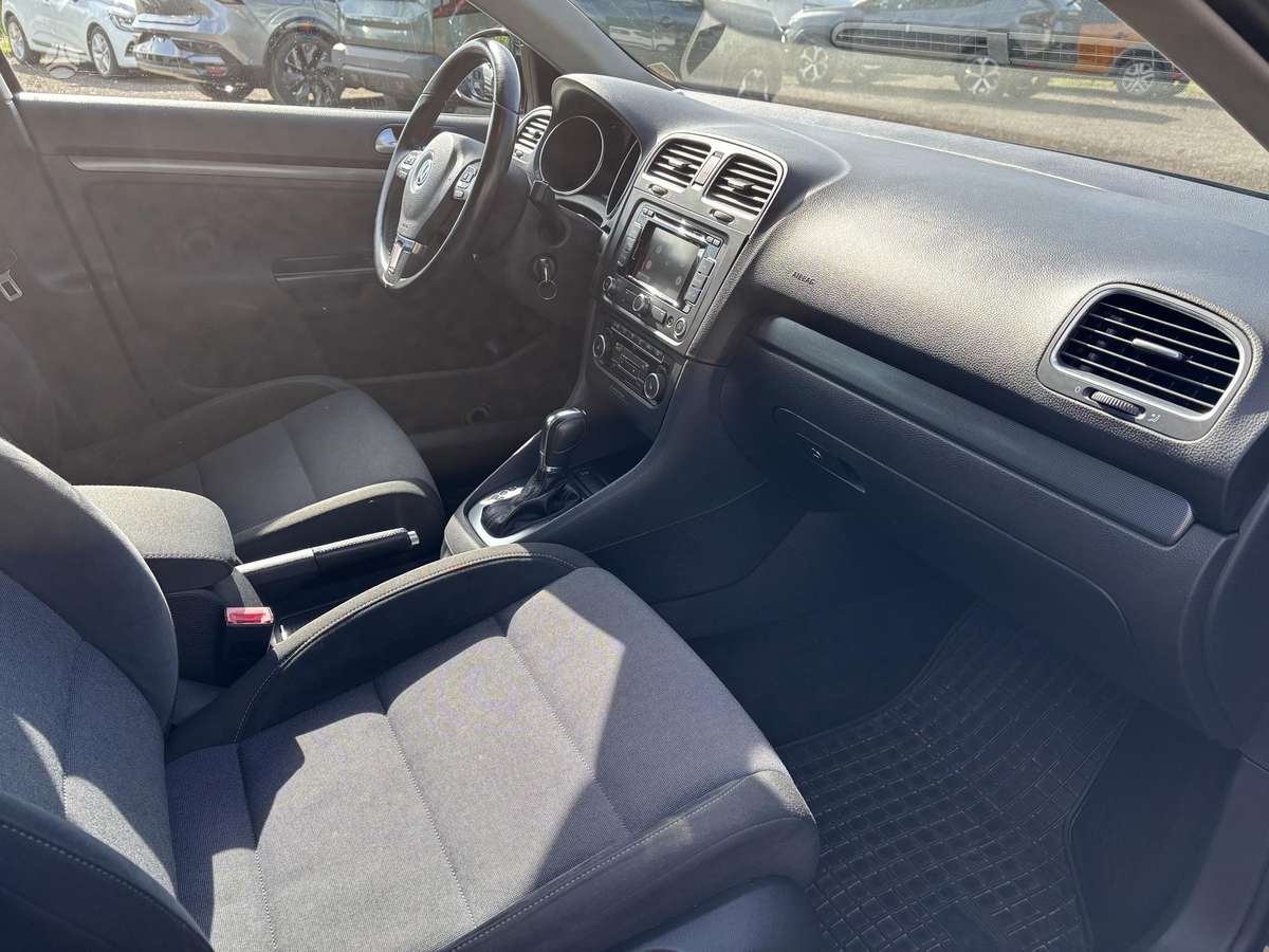 Volkswagen Golf 2012 — photo 8