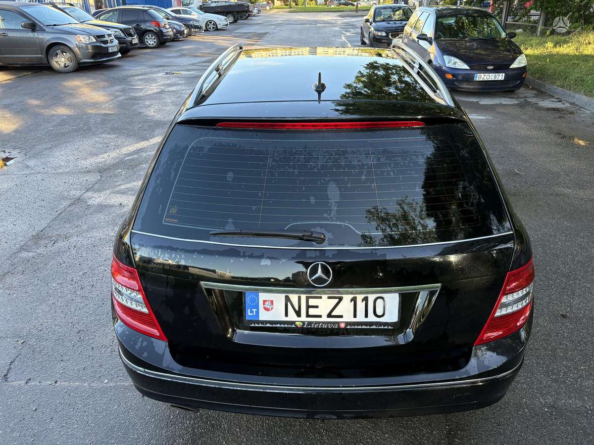 Mercedes-Benz C220 2008 — photo 6
