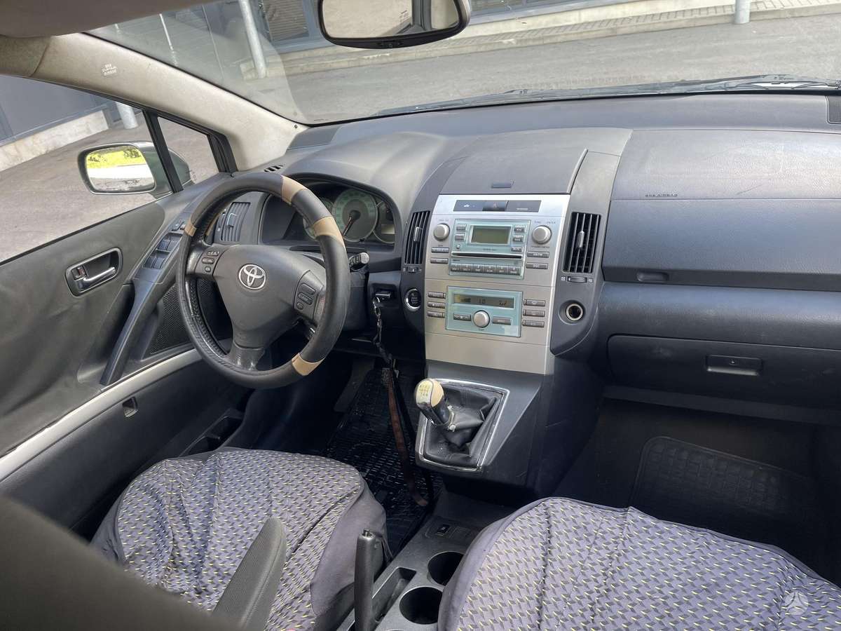 Toyota Corolla 2007 — photo 5