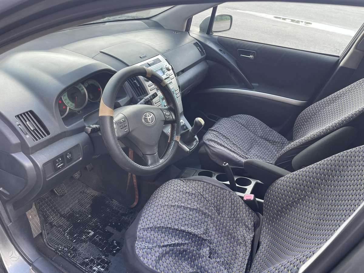 Toyota Corolla 2007 — photo 6