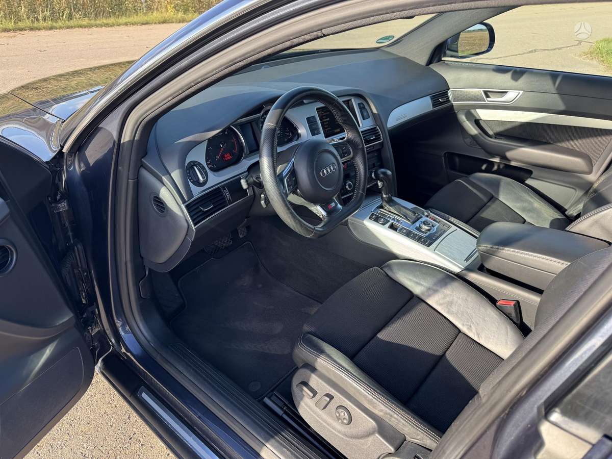 Audi A6 2010 — photo 10