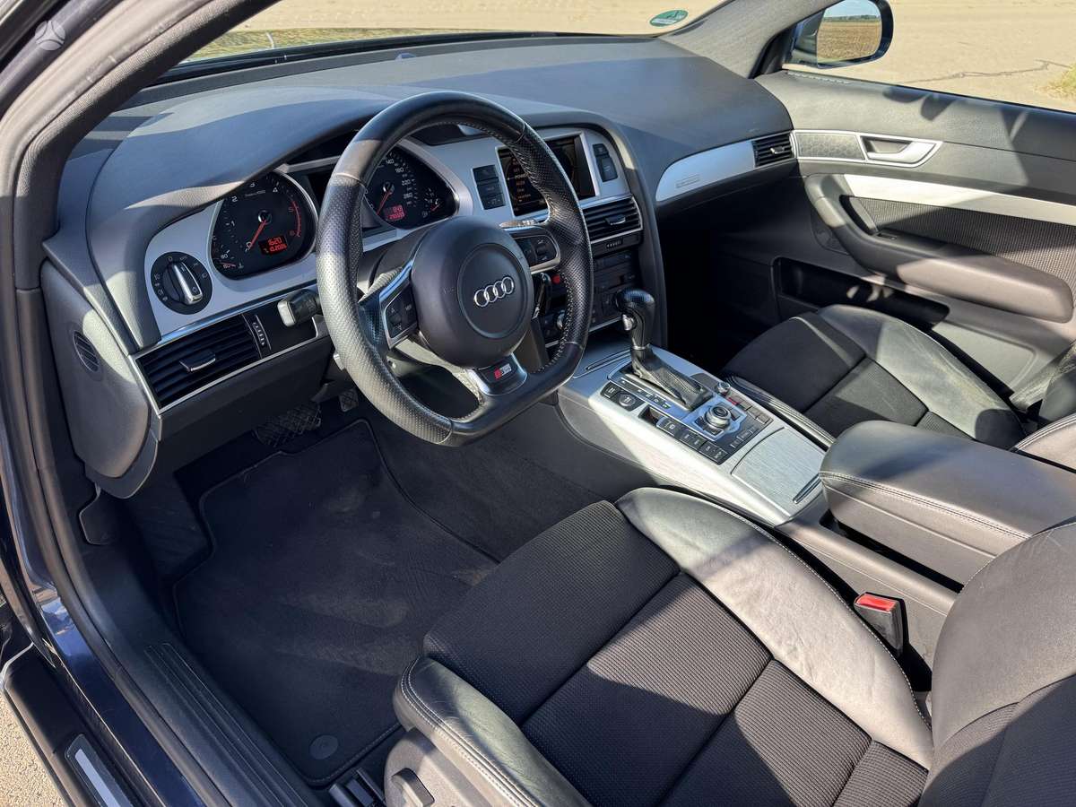 Audi A6 2010 — photo 11