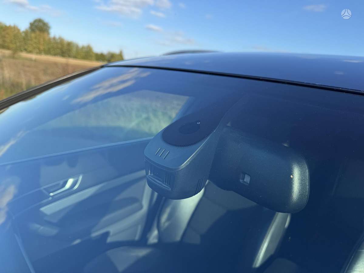 Audi A6 2010 — photo 16
