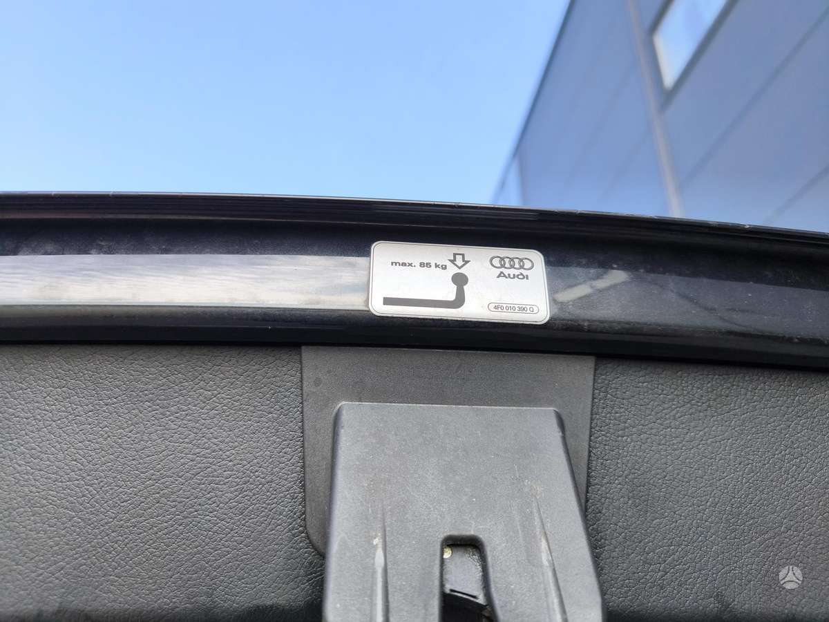 Audi A6 2009 — photo 11