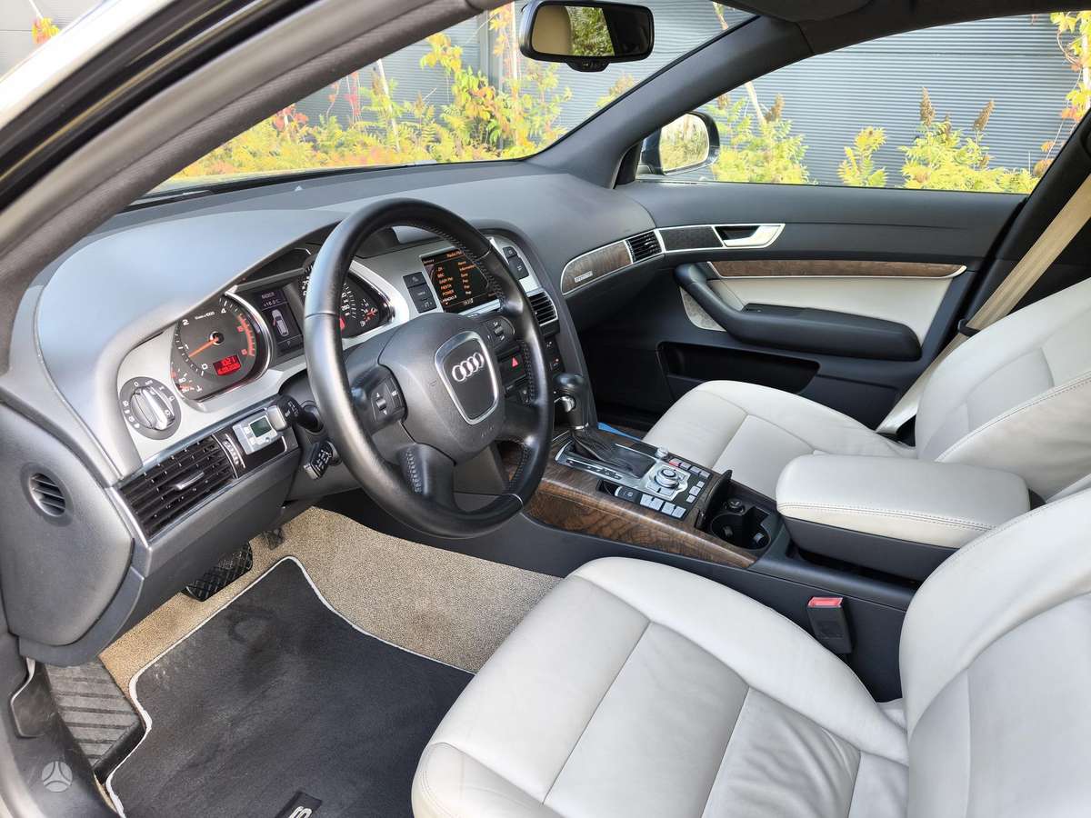 Audi A6 2009 — photo 12