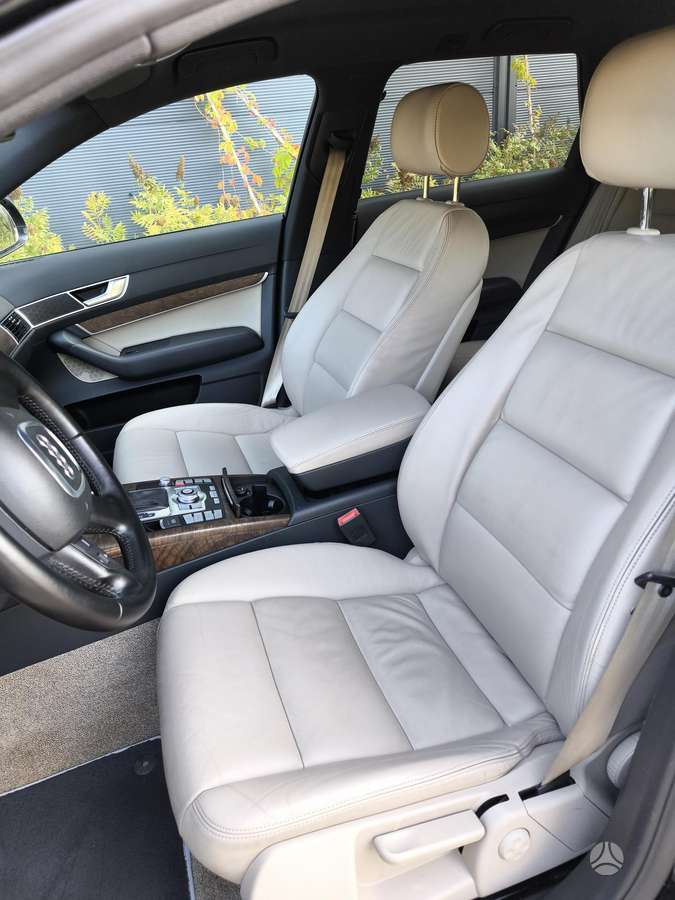 Audi A6 2009 — photo 15