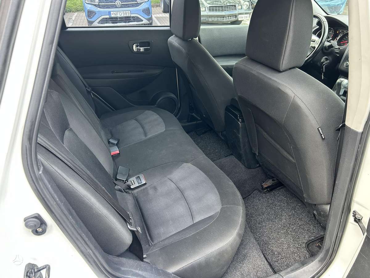Nissan Qashqai 2011 — photo 14