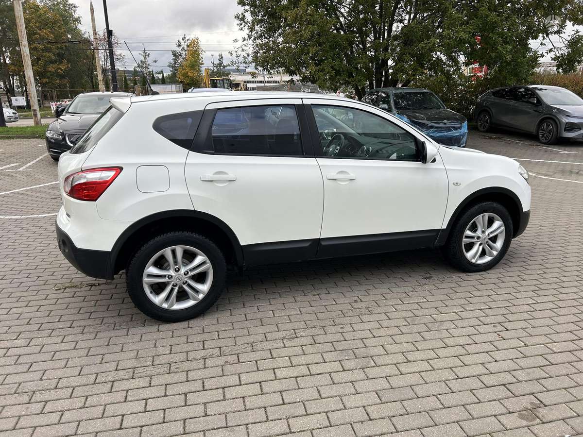 Nissan Qashqai 2011 — photo 6