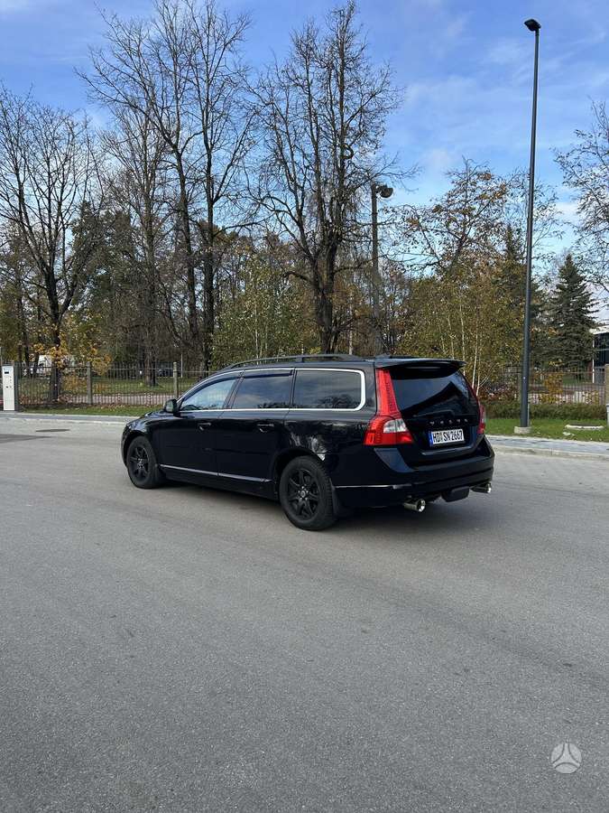Volvo V70 2013 — photo 6