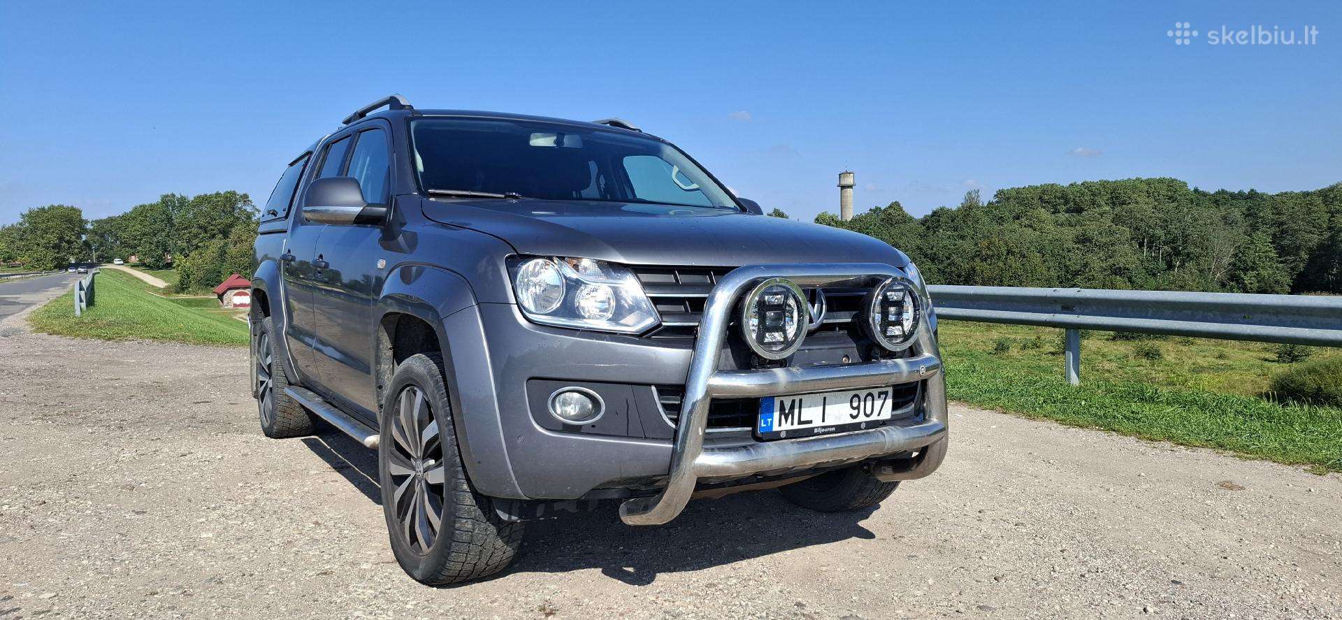 Volkswagen Amarok 2013 — interior