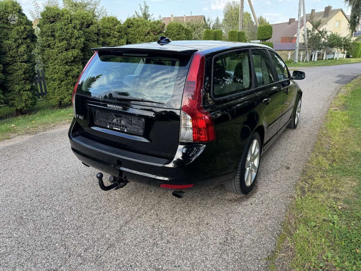 Volvo V50 2008 — photo 12