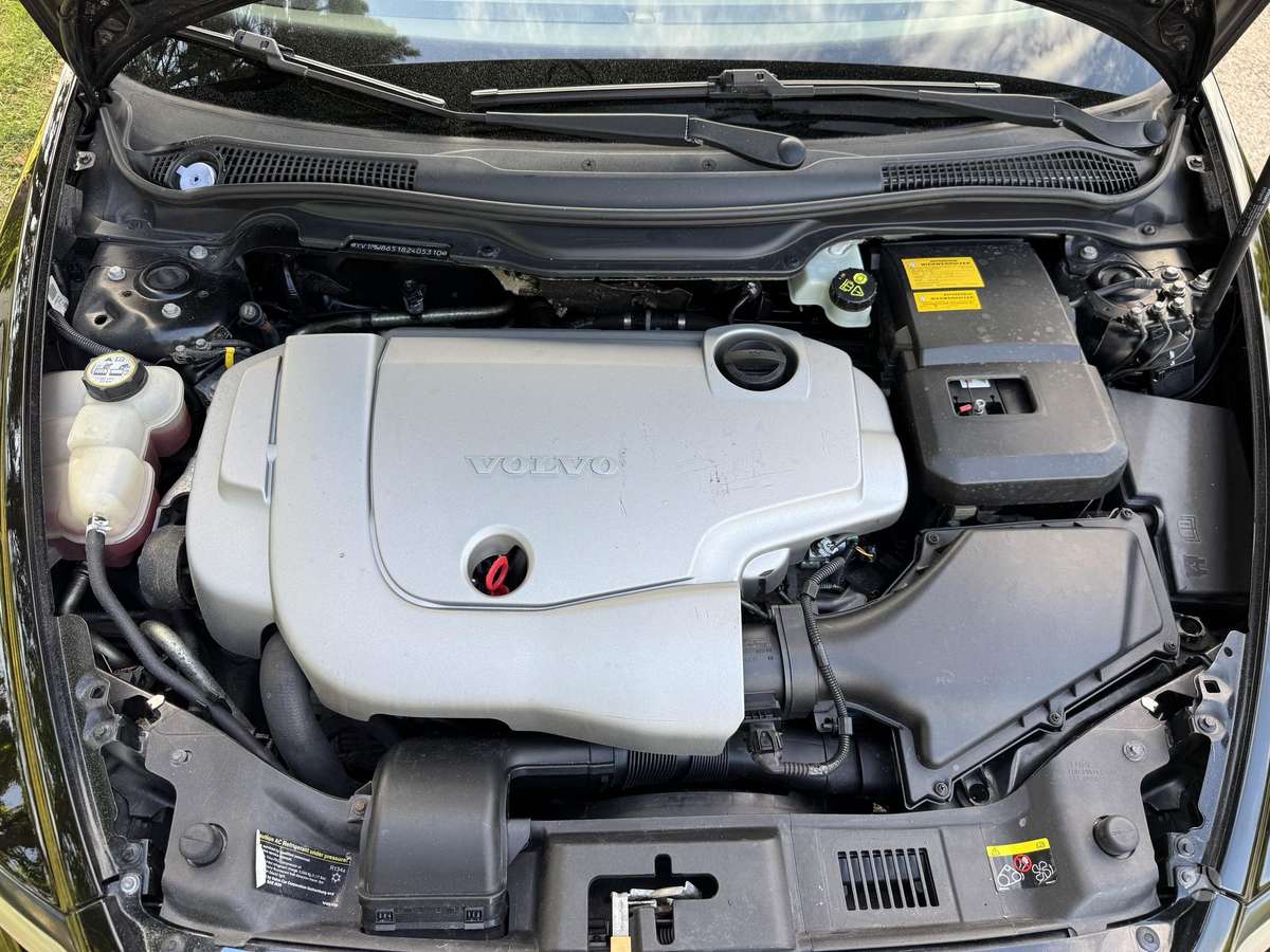 Volvo V50 2008 — photo 18