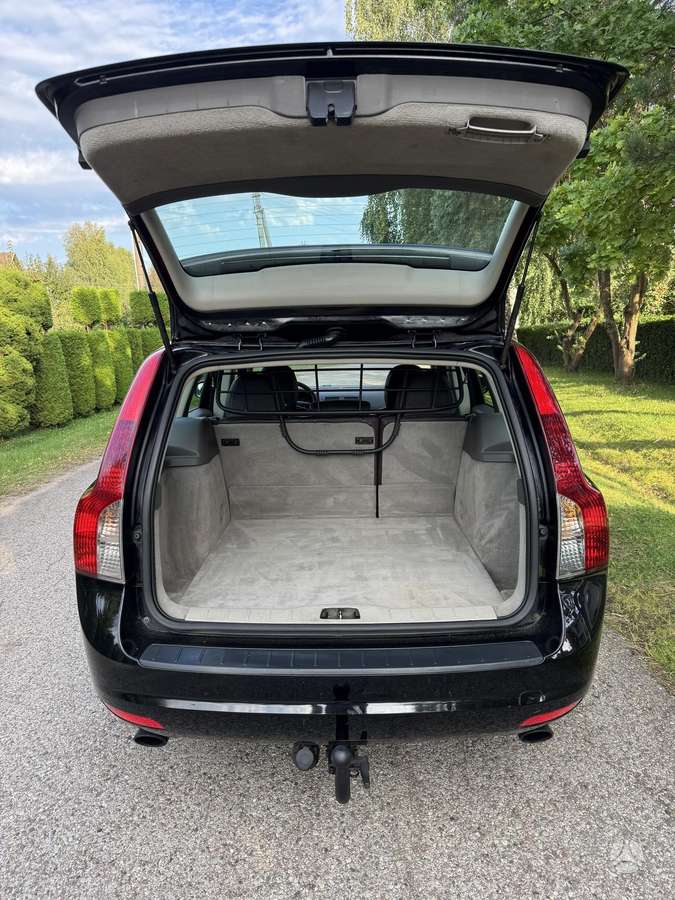 Volvo V50 2008 — photo 22