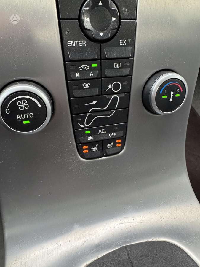 Volvo V50 2008 — photo 27