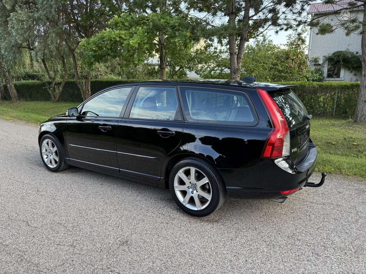 Volvo V50 2008 — photo 8