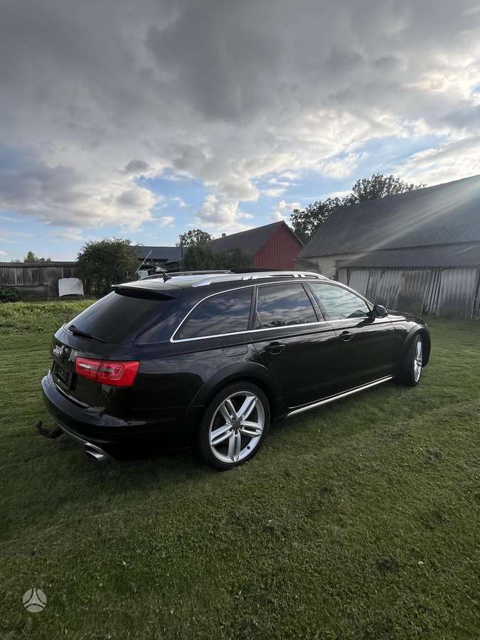 Audi A6 2012 — photo 11