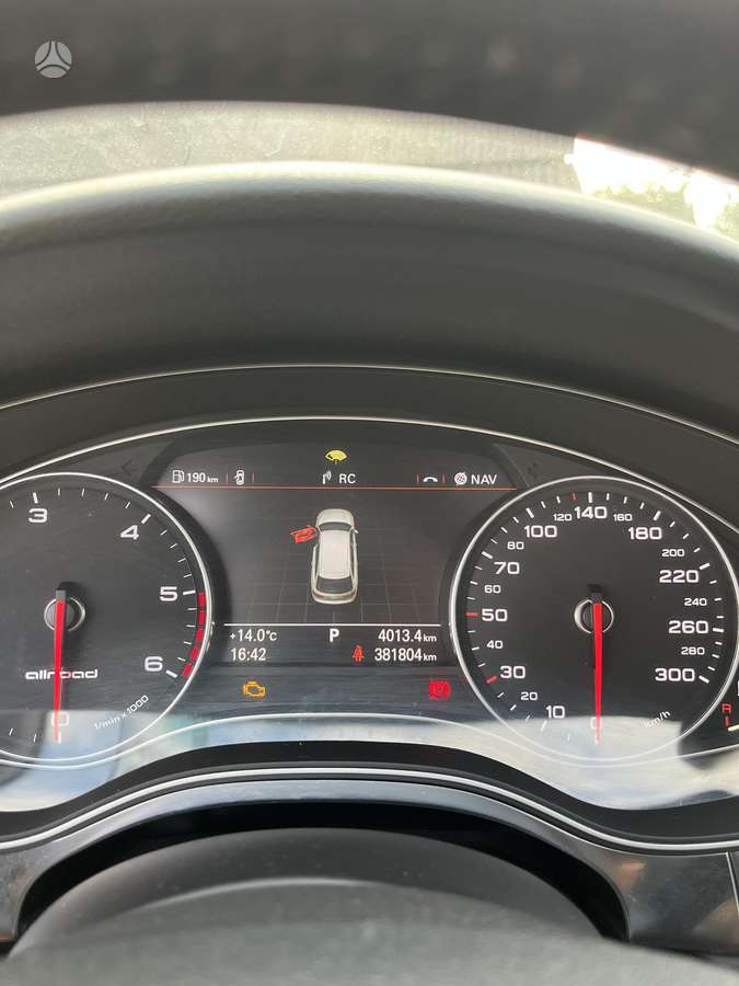 Audi A6 2012 — photo 16