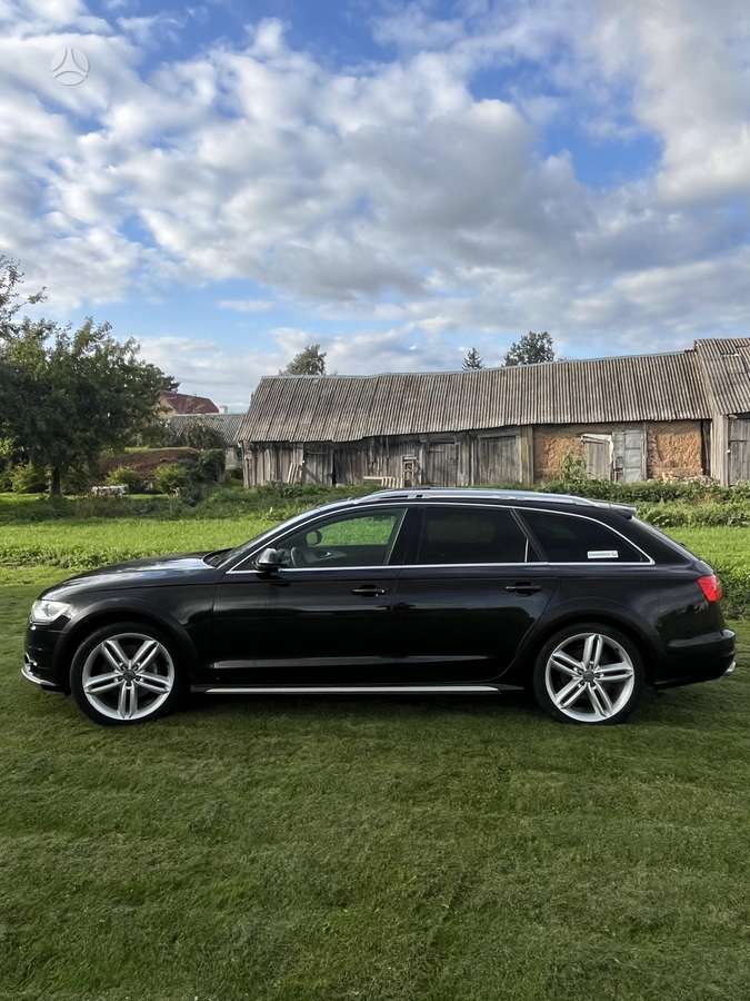 Audi A6 2012 — photo 8