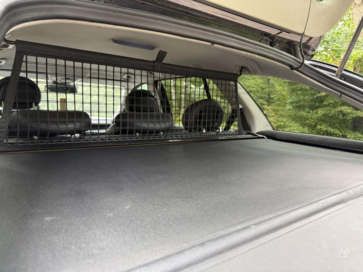 Mercedes-Benz C220 2006 — photo 11