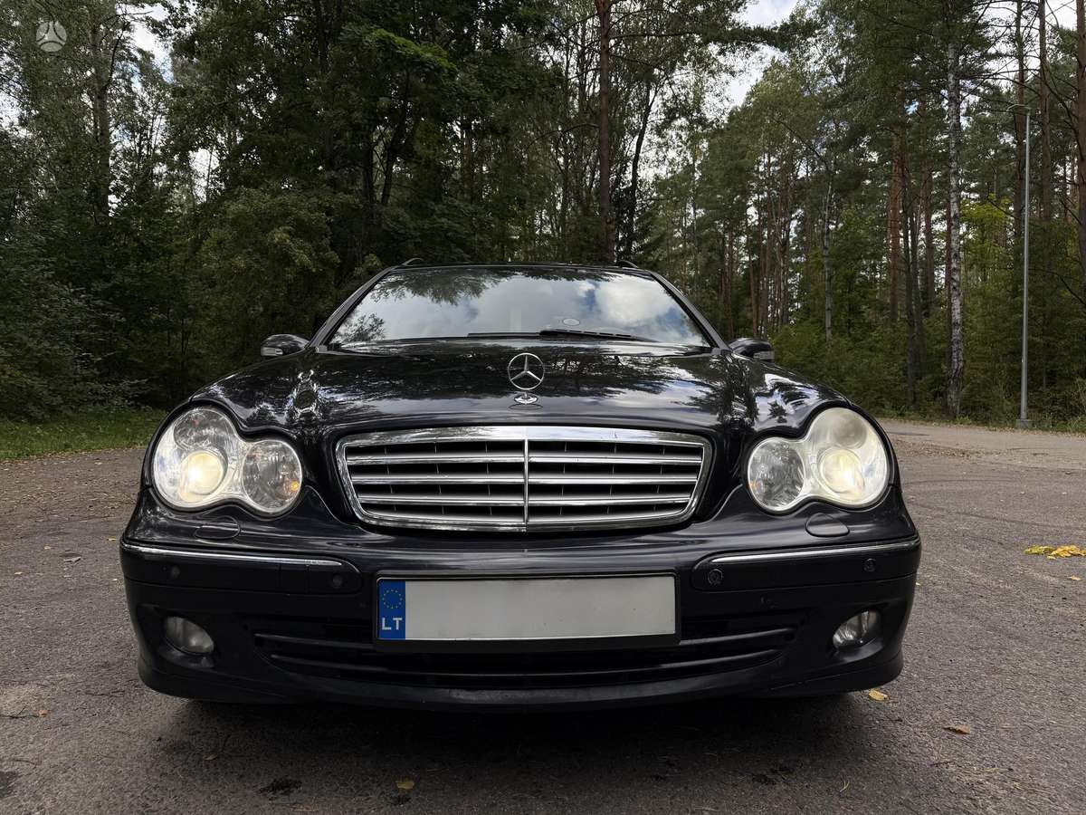 Mercedes-Benz C220 2006 — engine 2148 cm³, 136 HP (100kW)